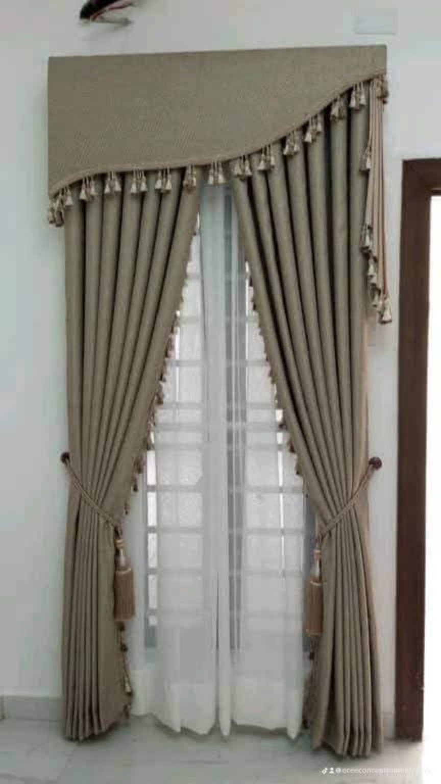 Classic Window Treatment