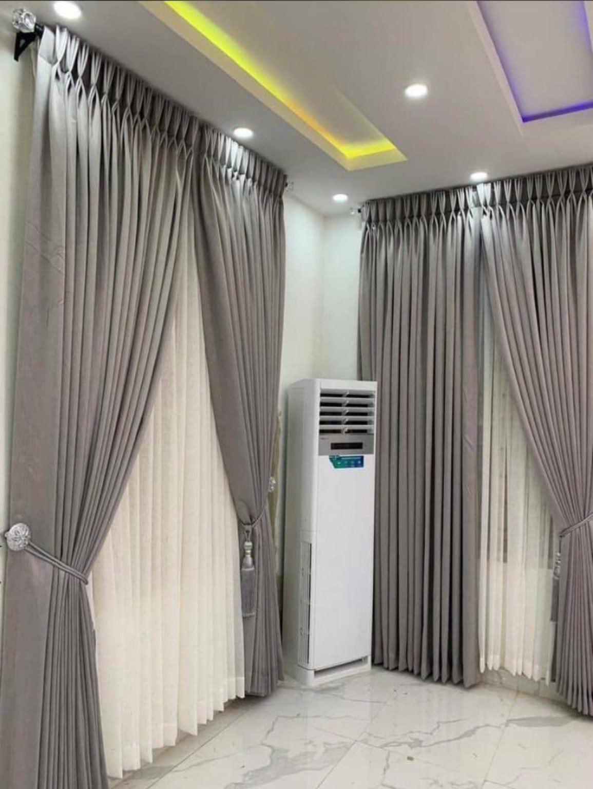 OCEE curtain installation
